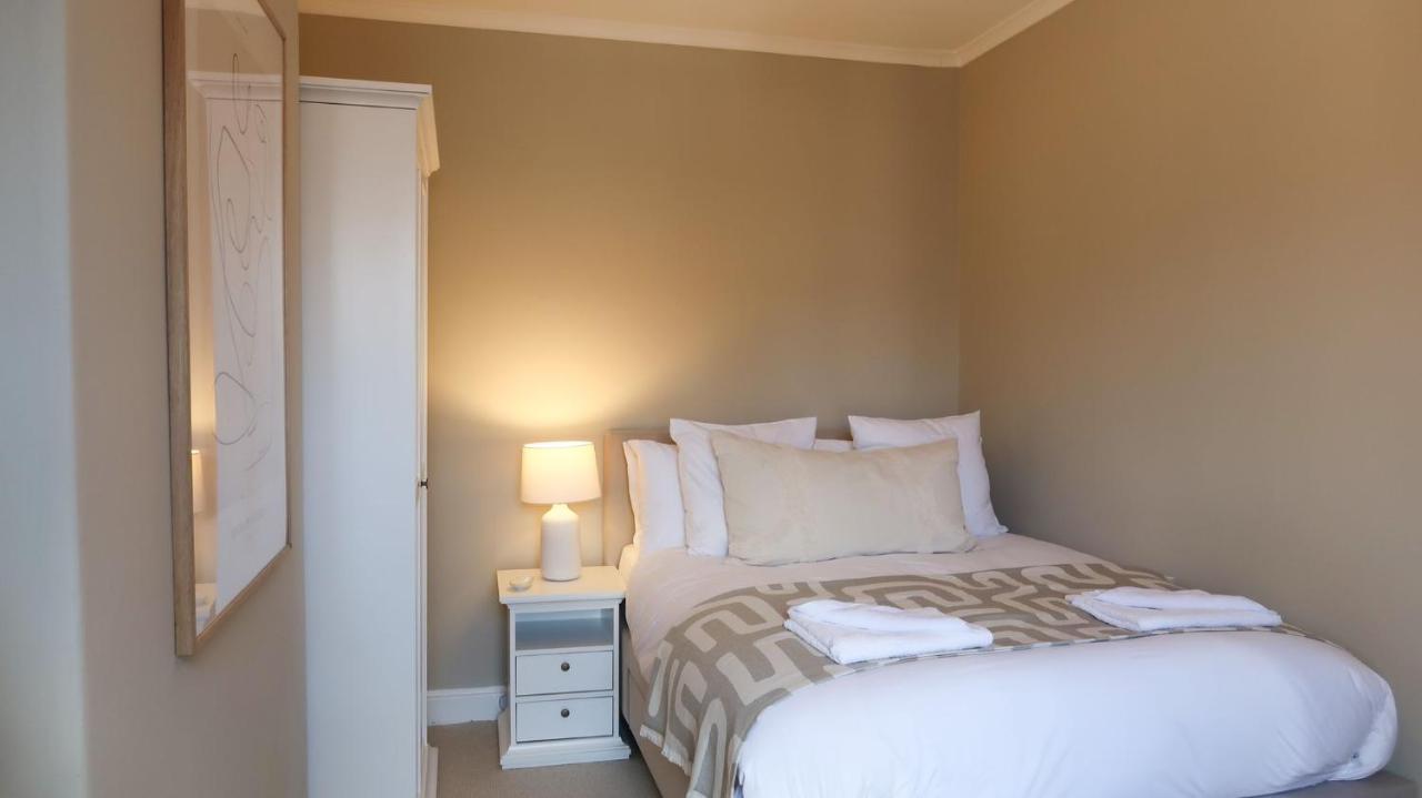 Luxury Living Outside The City Walls - Sleeps Six! Chester Exterior photo