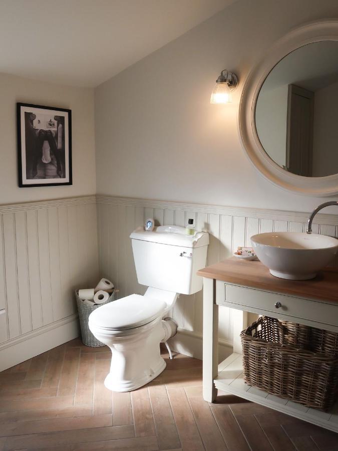Luxury Living Outside The City Walls - Sleeps Six! Chester Exterior photo