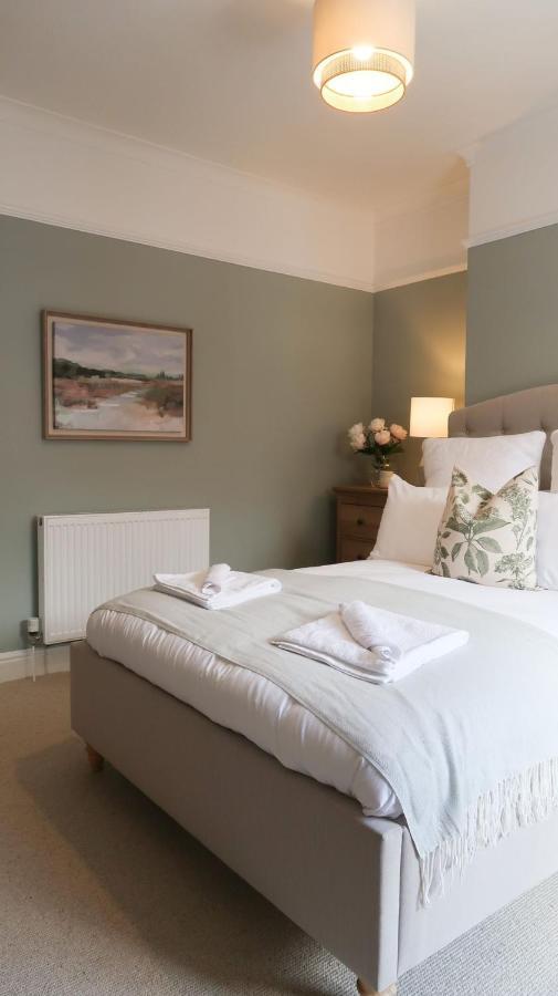 Luxury Living Outside The City Walls - Sleeps Six! Chester Exterior photo